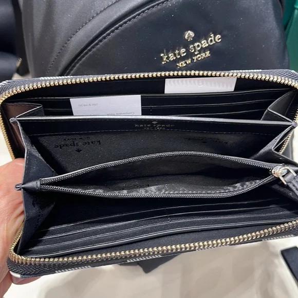 Kate Spade Chelsea Textured Gingham Print Nylon Large Continental Wallet
NWT - Picture 10 of 16